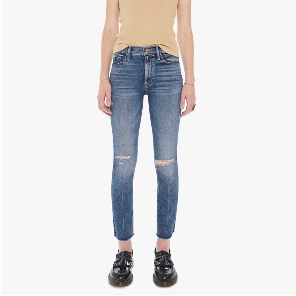 Mother Mid Rise Dazzler Ankle Fray jeans size 27 in Going In Circles wash